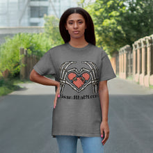 Carica l&#39;immagine nel visualizzatore di Gallery, T-Shirt Love Skate Unisex Thisandthat21.com Style
