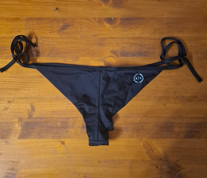 Slip bikini Armani Exchange nero con logo A X e laccetti laterali